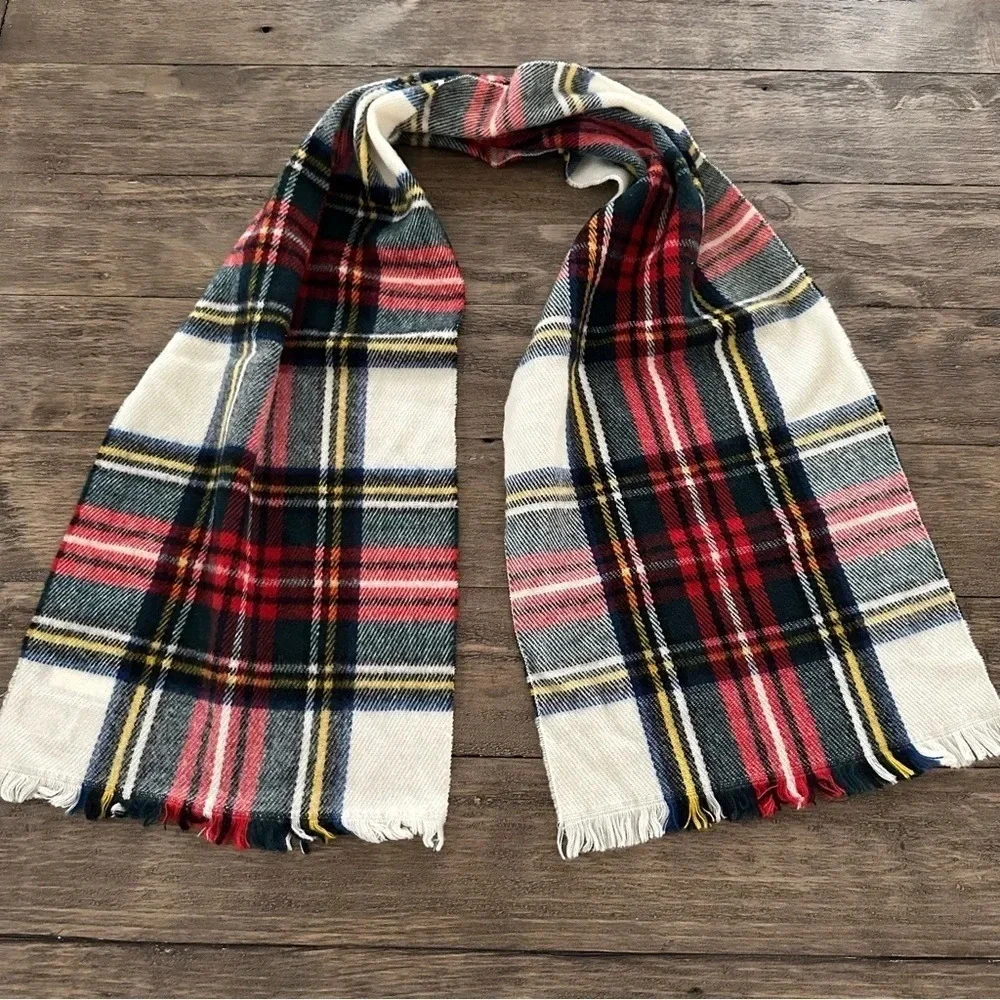 Van Heusen Mens‎ 100% Acrylic Plaid Winter Scarf Cream Red Blue Cozy Warm